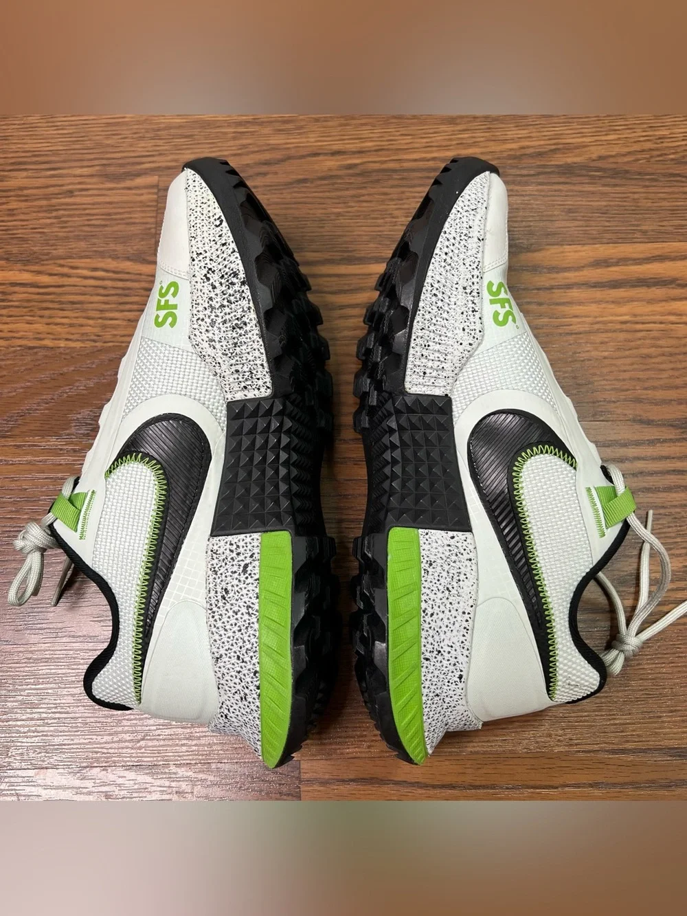 Nike React SFB Carbon Low sneakers in Light Silver & Chlorophyll size Men’s 10.5